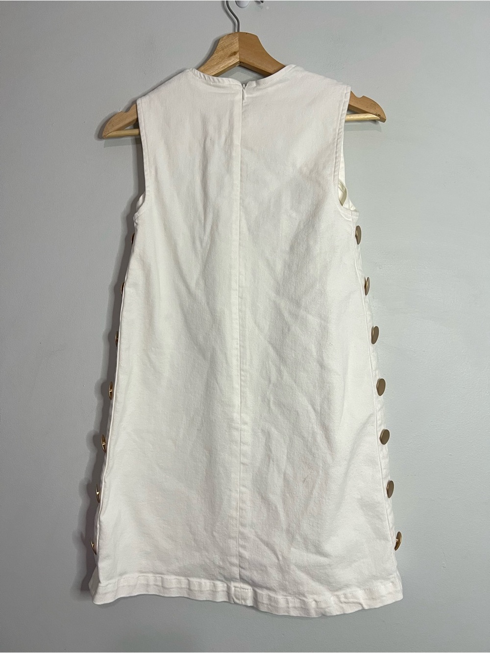 Tuckernuck Hyacinth Hoise Bitst White Mini Dress with gold Buttons size xxs - Picture 6 of 6